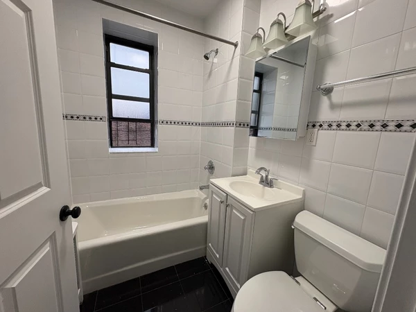 3 bedrooms apartment for rent in Upper West Side - Manhattan, New York