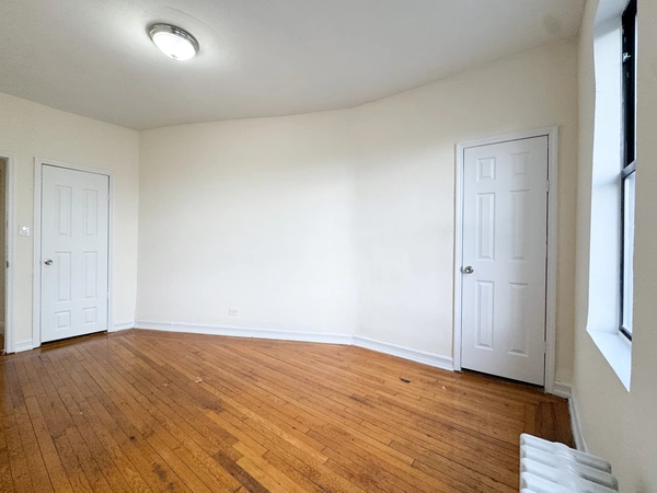 3 bedrooms apartment for rent in Washington Heights - Manhattan, New York
