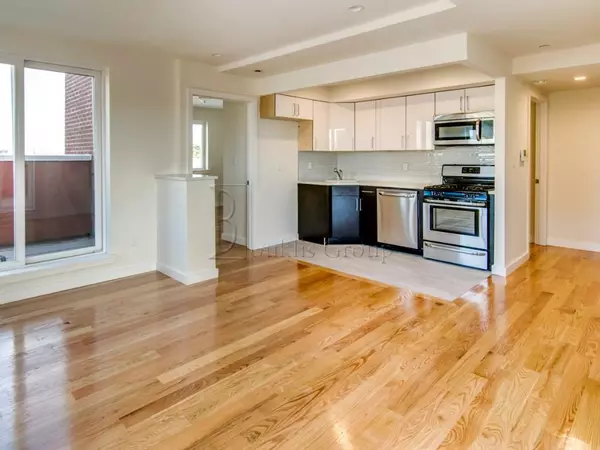 2 bedrooms apartment for rent in Astoria - Queens, New York