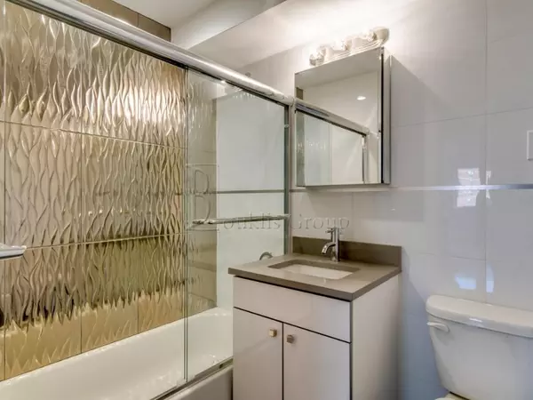 2 bedrooms apartment for rent in Astoria - Queens, New York