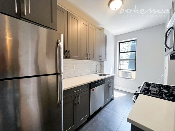 3 bedrooms apartment for rent in Washington Heights - Manhattan, New York