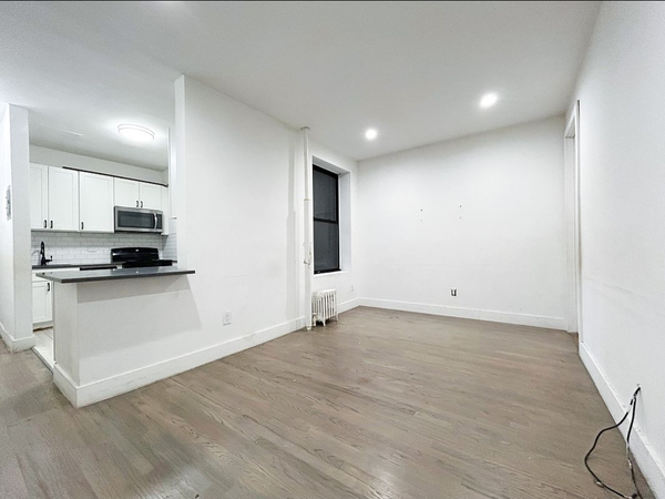 3 bedrooms apartment for rent in Washington Heights - Manhattan, New York