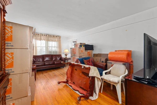 2 bedrooms apartment for rent in Woodside - Queens, New York