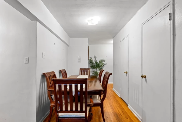 2 bedrooms apartment for rent in Woodside - Queens, New York