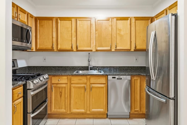 2 bedrooms apartment for rent in Kew Gardens - Queens, New York