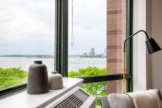 2 bedrooms apartment for rent in FiDi - Manhattan, New York