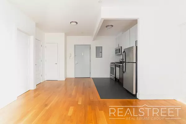 2 bedrooms apartment for rent in Elmhurst - Queens, New York