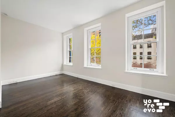 5 bedrooms apartment for rent in Midtown East - Manhattan, New York