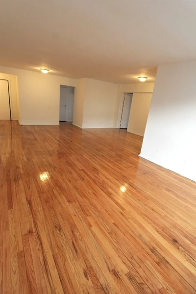 2 bedrooms apartment for rent in Flushing - Queens, New York