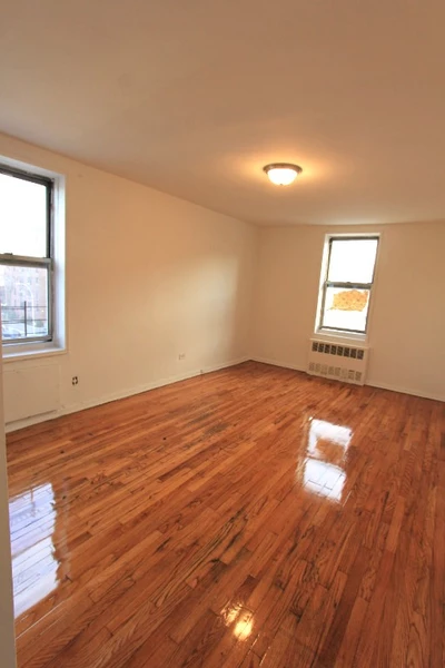 2 bedrooms apartment for rent in Flushing - Queens, New York