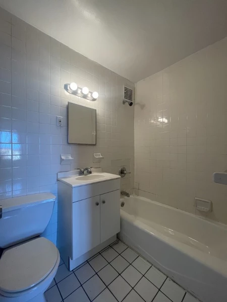 2 bedrooms apartment for rent in Flushing - Queens, New York