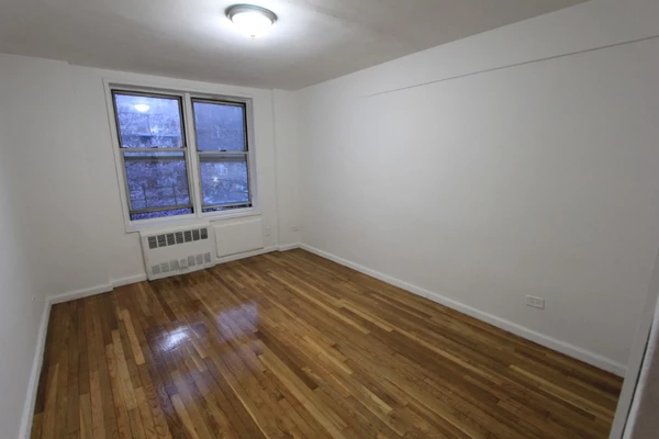 2 bedrooms apartment for rent in Flushing - Queens, New York