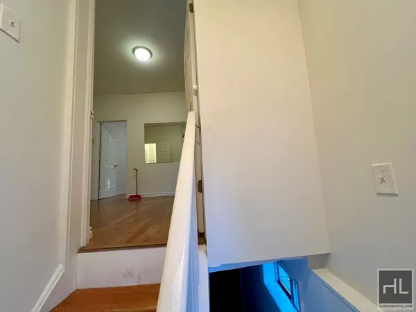 3 bedrooms apartment for rent in Canarsie - Brooklyn, New York