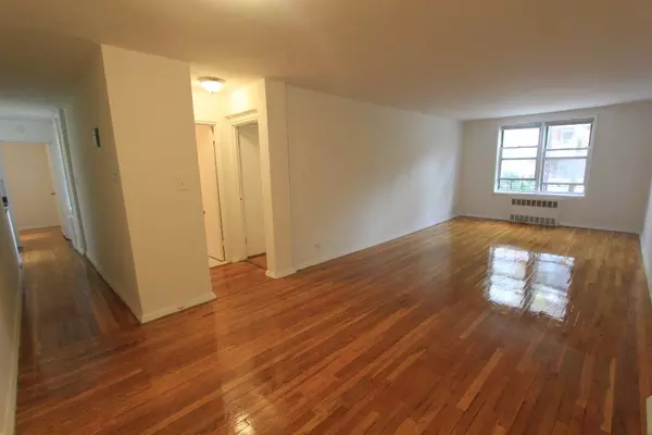 2 bedrooms apartment for rent in Forest Hills - Queens, New York
