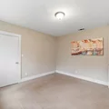 Room for rent in Riverside #9