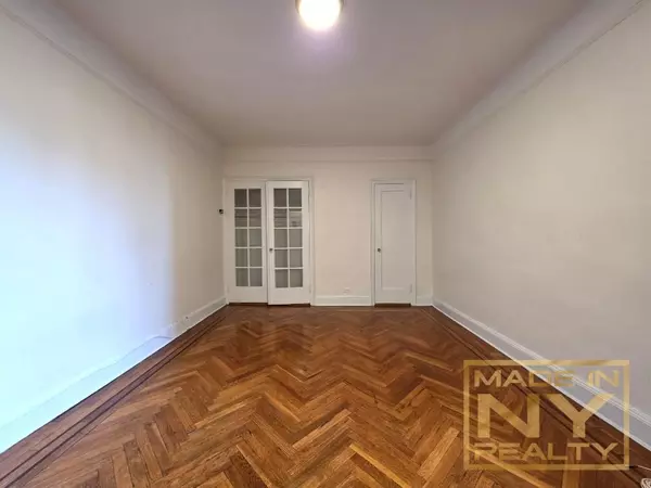 Studio Apartment for rent in Astoria - Queens, New York