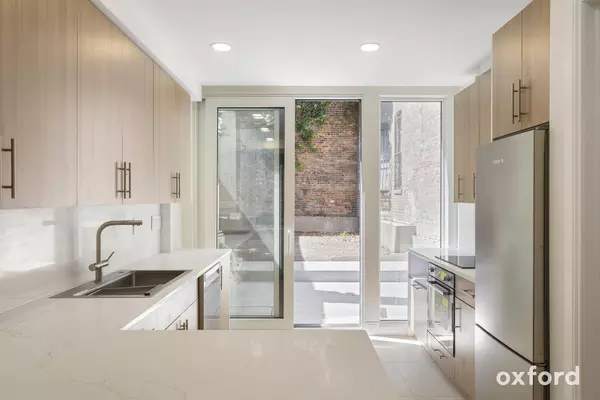 4 bedrooms apartment for rent in Midtown West - Manhattan, New York