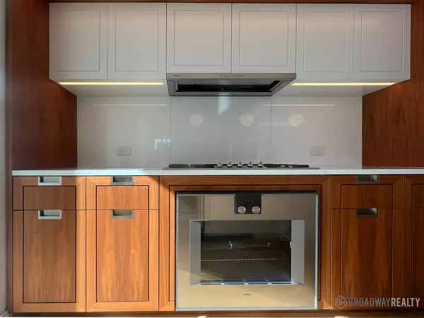 4 bedrooms apartment for rent in Upper East Side - Manhattan, New York