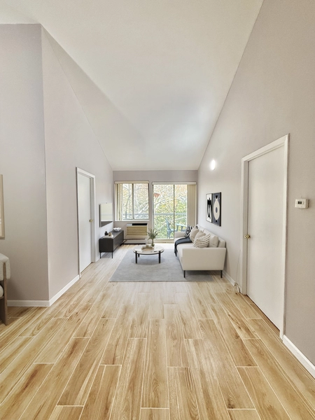 2 bedrooms apartment for rent in Forest Hills - Queens, New York