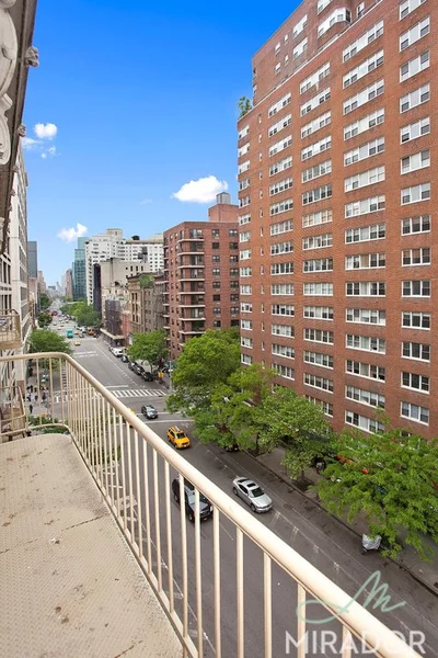 2 bedrooms apartment for rent in East Village - Manhattan, New York