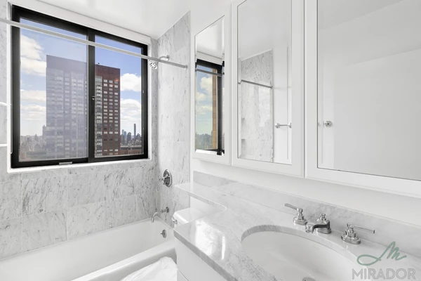 3 bedrooms apartment for rent in Upper West Side - Manhattan, New York