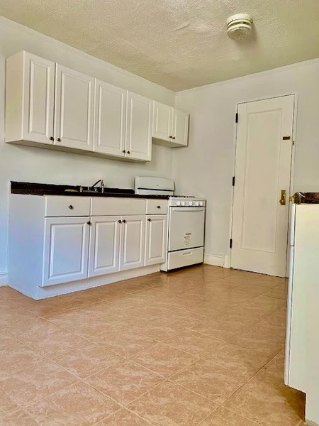 2 bedrooms apartment for rent in Pelham Bay - The Bronx, New York