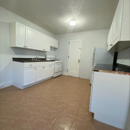 2 bedrooms apartment for rent in Pelham Bay - The Bronx, New York