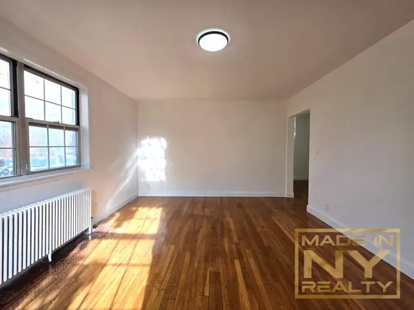 1 bedroom apartment for rent in Jamaica Hills - Queens, New York