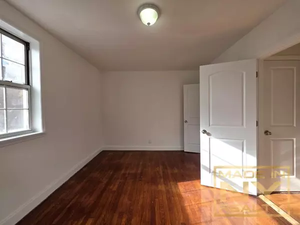 1 bedroom apartment for rent in Jamaica Hills - Queens, New York