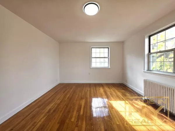 1 bedroom apartment for rent in Jamaica Hills - Queens, New York
