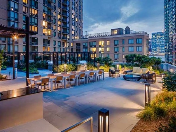 2 bedrooms apartment for rent in LIC - Queens, New York