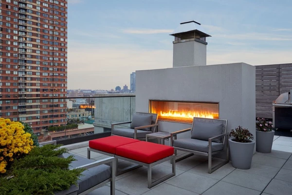 2 bedrooms apartment for rent in LIC - Queens, New York