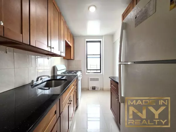 2 bedrooms apartment for rent in Jamaica Hills - Queens, New York