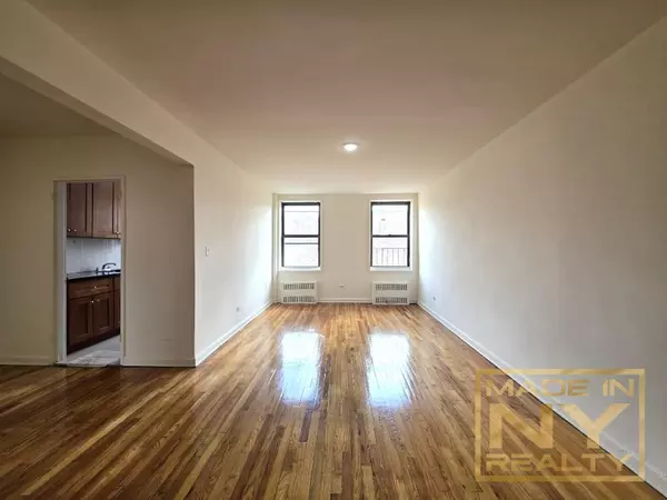 2 bedrooms apartment for rent in Jamaica Hills - Queens, New York