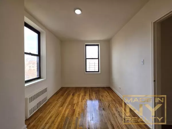 2 bedrooms apartment for rent in Jamaica Hills - Queens, New York