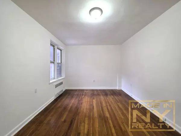 2 bedrooms apartment for rent in Rego Park - Queens, New York