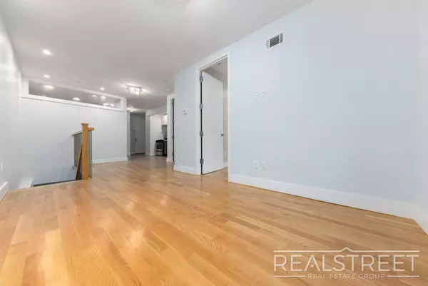 2 bedrooms apartment for rent in Downtown Brooklyn - Brooklyn, New York