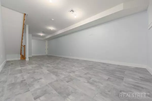 2 bedrooms apartment for rent in Downtown Brooklyn - Brooklyn, New York