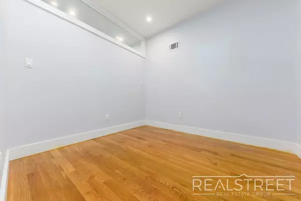 2 bedrooms apartment for rent in Downtown Brooklyn - Brooklyn, New York