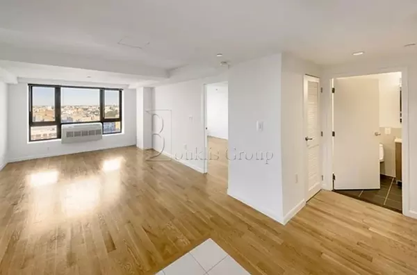 2 bedrooms apartment for rent in Astoria - Queens, New York