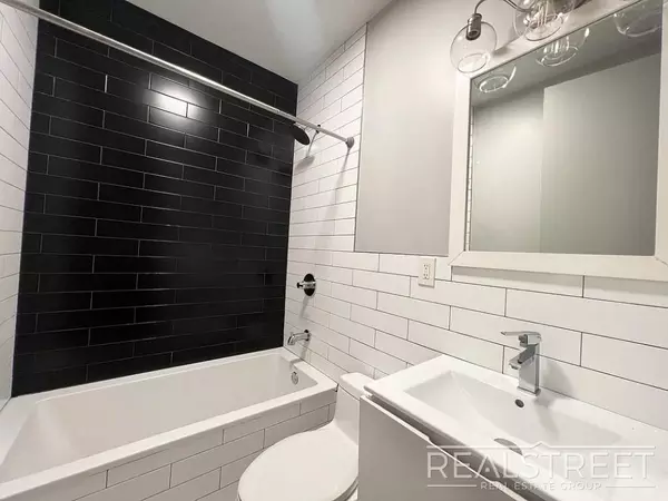 3 bedrooms apartment for rent in Bushwick - Brooklyn, New York