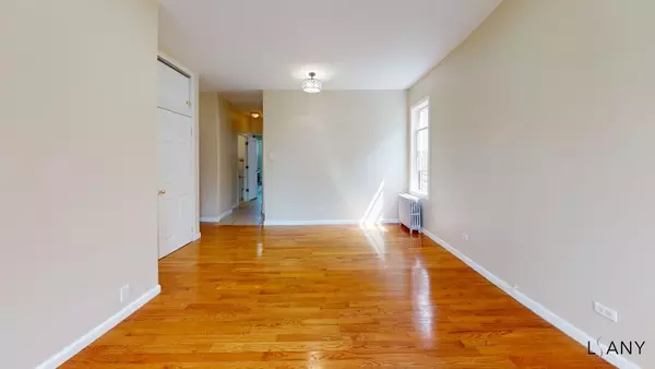 3 bedrooms apartment for rent in Morris Park - The Bronx, New York