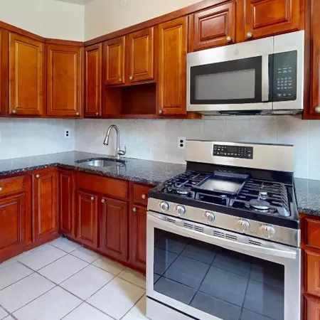 3 bedrooms apartment for rent in Morris Park - The Bronx, New York