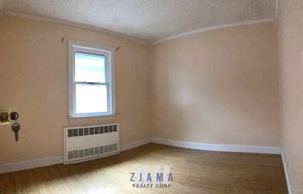 3 bedrooms apartment for rent in Flatlands - Brooklyn, New York