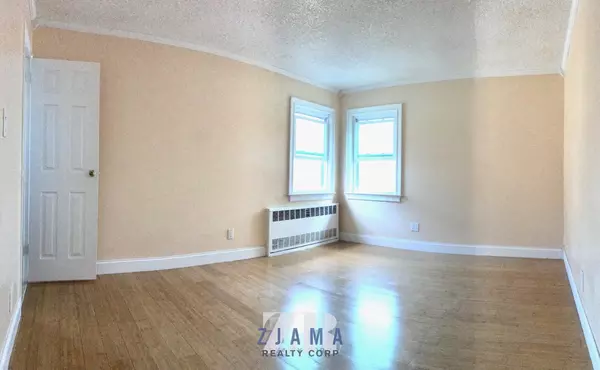3 bedrooms apartment for rent in Flatlands - Brooklyn, New York