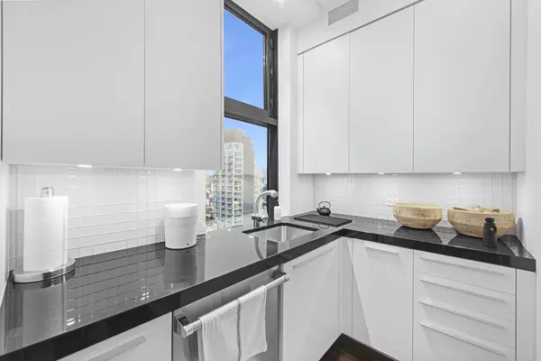 2 bedrooms apartment for rent in Lower East Side - Manhattan, New York