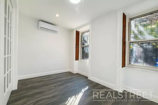 2 bedrooms apartment for rent in Downtown Brooklyn - Brooklyn, New York