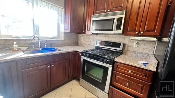 3 bedrooms apartment for rent in Marine Park - Brooklyn, New York