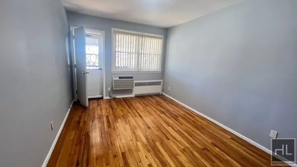 3 bedrooms apartment for rent in Marine Park - Brooklyn, New York