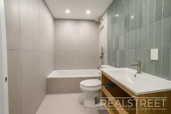 2 bedrooms apartment for rent in Downtown Brooklyn - Brooklyn, New York